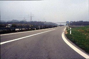 Ausfahrt aus Kreisel (Nürtingen Richtung Karlsruhe)