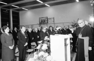 Bad Krozingen: Weihe; Weihbischof Karl Gnädinger