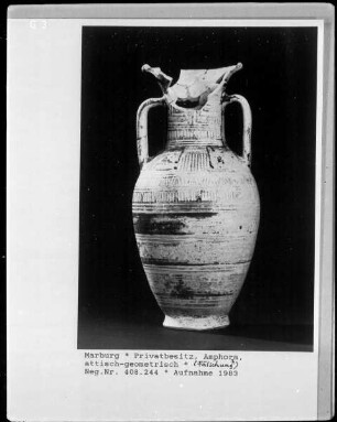 Attisch-geometrische Amphora (Fälschung?)