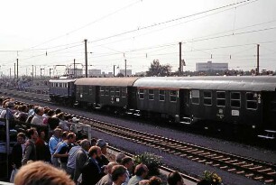 Nürnberg: Dutzendteich: Fahrzeugparade