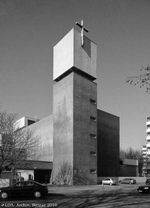 Kath. St. Agnes-Gemeindezentrum; Berlin, Friedrichshain-Kreuzberg