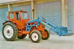 Radtraktor MTS 550 mit Frontlader T 182
