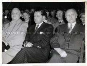 Bundeskanzler Adenauer bei der Hamburger CDU