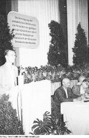 Auftritt eines polnischen Ensembles, Ferienlager der Jungen Pioniere, September 1954