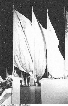 Berlin, 3. Weltfestspiele der Jugend und Studenten, Kundgebung, Stalin-Banner, u.a., August 1951