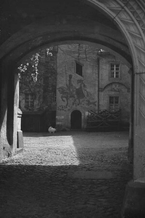 Gedenkfeier zu Ehren von Jakub Bart-Ćišinski in Panschwitz-Kuckau. : Wopomnjenska swjatočnosć k česći Jakuba Barta-Ćišinskeho w Pančicach-Kukowje.
