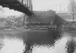 Rohrbrücke über Rhein-Herne-Kanal