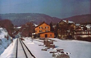 Beuron Empfangsgebäude Bahnsteig Ladegleis Laderampe Führerstand Lok Baureihe 215