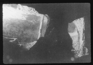 Tell ed-Duweir [Lachis], Höhle im NO des Tells, FrBr