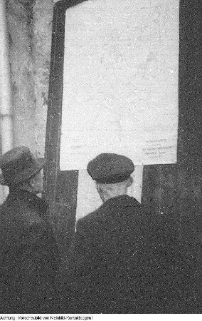 Dresden, Helfenberg, Rockau, Bodenreform im Rittergut Helfenberg in Anwesenheit des Stellvertretenden Ministerpräsidenten Kurt Fischer, 1945