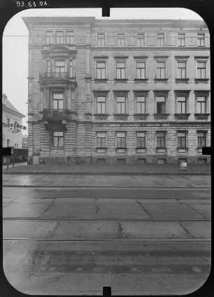 Dresden-Neustadt, Antonstraße 19/21. Doppelwohnhaus (1863). Straßenfront (Nr. 19)