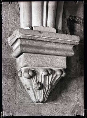 Kloster; Konsole im Kapitelsaal