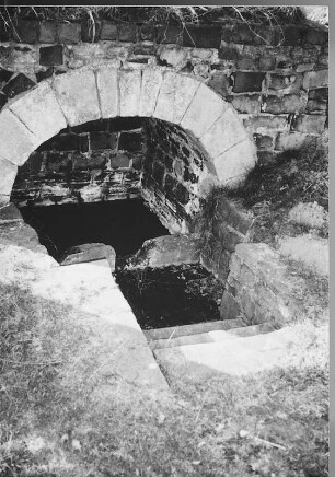Brunnenkammer; Pohlheim, Am Mühlberg