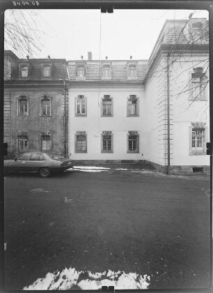 Dornreichenbach. Schloss (1665, Erweiterung 2. H. 19. Jh.). Eingangsseite