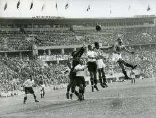 Fußballspiel Italien - Österreich bei den Olympischen Sommerspielen 1936