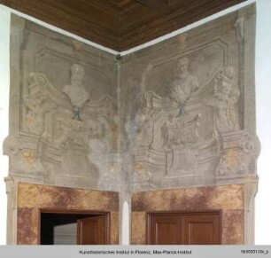 Architekturornamente mit Büsten