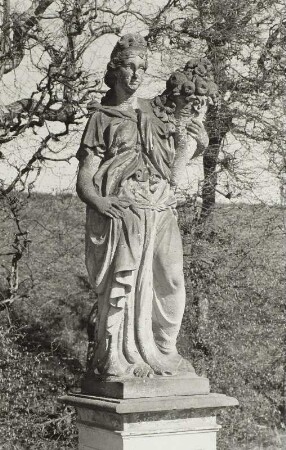 Pomona mit Füllhorn