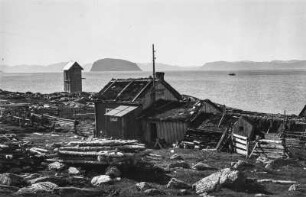 Hütte in Norwegen : Eine Holzhütte an der Küste in der norwegischen Stadt Hammerfest.