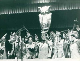 Karneval 1955. Elferrat. Prinz Karneval Eduard I., Prinzessin Inge und Erich Fiedler