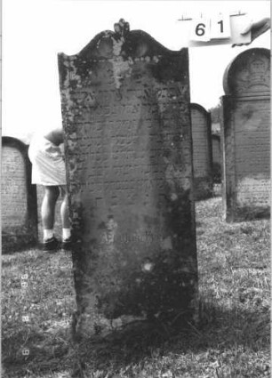 Grabstein 61