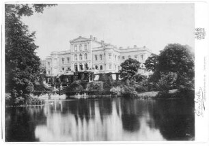 Schatulle mit Aufnahmen von Schloss Putbus, Schloss Lissa, Jagdschloss Granitz mit Innenaufnahmen