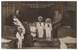 Unsere Kronprinzessin mit ihrem Töchterchen im Kreise der Familie des Großherzogs von Mecklenburg-Schwerin