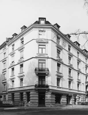 Mietshaus; Frankfurt, Bornwiesenweg 75