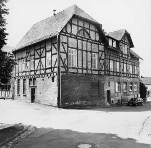 Gasthaus und Festsaalbau; Weilburg, Weiherstraße 2