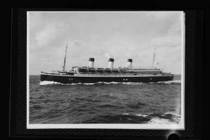 Cap Arcona (1927), Passagier- und Frachtschiff, Hamburg Südamerikanische Dampfschifffahrts-Gesellschaft A/S & Co KG (HSDG), Antwerpen, Bau-Nr. 476