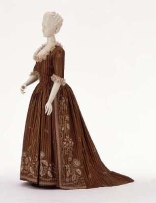 Damenkleid (Robe à l’anglaise)