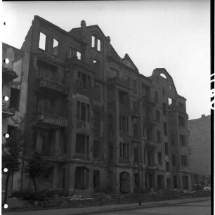 Negativ: Ruine, Rosenheimer Straße 31, 1950