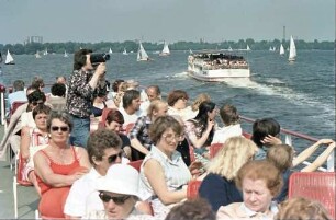 Berlin; Tegel: Schiffsbegegnungen auf dem Tegeler See