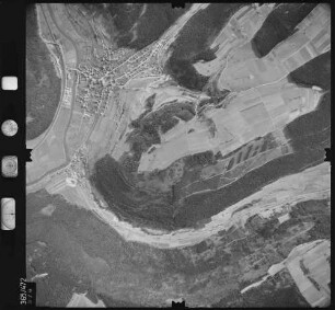 Luftbild: Film 33 Bildnr. 979