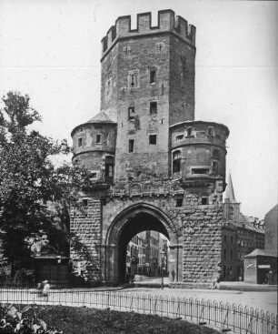 Köln, Severinstorburg am Chlodwigplatz