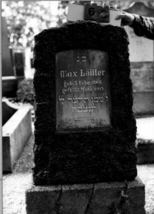 Grabstein 63