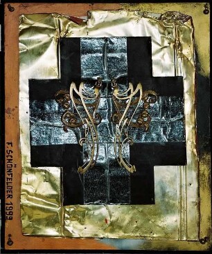 Schwarzes Kreuz auf goldenem Grund