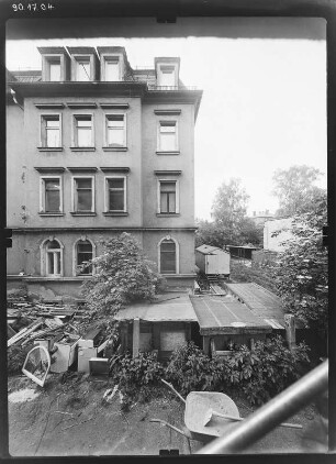 Dresden-Löbtau, Zauckeroder Straße 5. Wohnhaus. Seitenfront (Teilansicht)