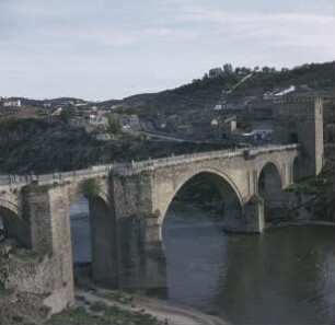 Puente de San Martín