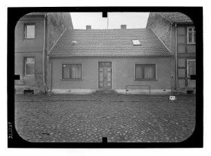 Kremmen, Kirchstraße 21. Wohnhaus. Straßenfront
