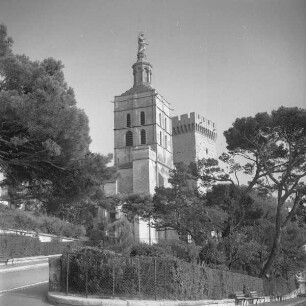 Kathedrale Notre-Dame-des-Doms — Kirchturm
