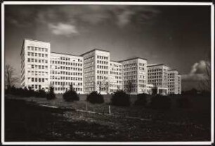 I.G.-Farben, Frankfurt/Main Verwaltungsgebäude: Außenansichten