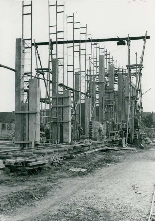 Fabrikhalle Klein Auheim, Deutschland, 1942-1943