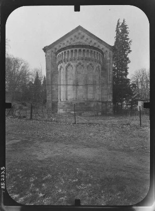 Friedrichroda. Schloß Reinhardsbrunn. Kirche (1857/1874). Ansicht von Osten