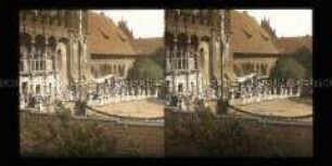 Kaiser begibt sich in die Marienkirche, Marienburg