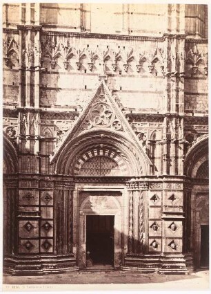 Dom Santa Maria Assunta (Baptisterium San Giovanni), Siena: Fassadendetail