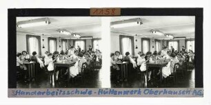 Handarbeitsschule der Hüttenwerk Oberhausen AG