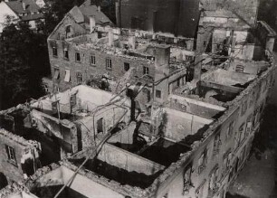 Zerstörungen Zweiter Weltkrieg. Altersheim am Mühlburger Tor