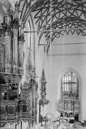 Elbing (poln. Elblag), Pfarrkirche St. Marien, Inneres, Orgel, Kanzel und Hochaltar