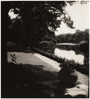 Garten Herthastraße 13/15, Berlin-Grunewald: Uferweg