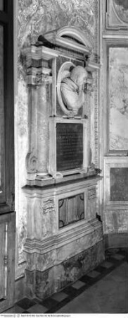Grabmal des Kardinals Ladislao d'Aquino (gest. 1621)